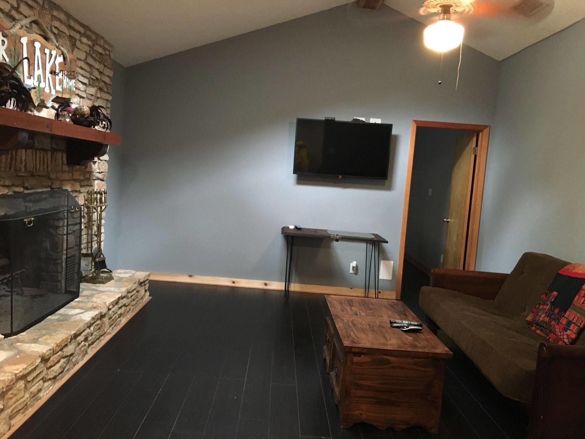 The Cove Bnb Hudson Bend Exteriör bild
