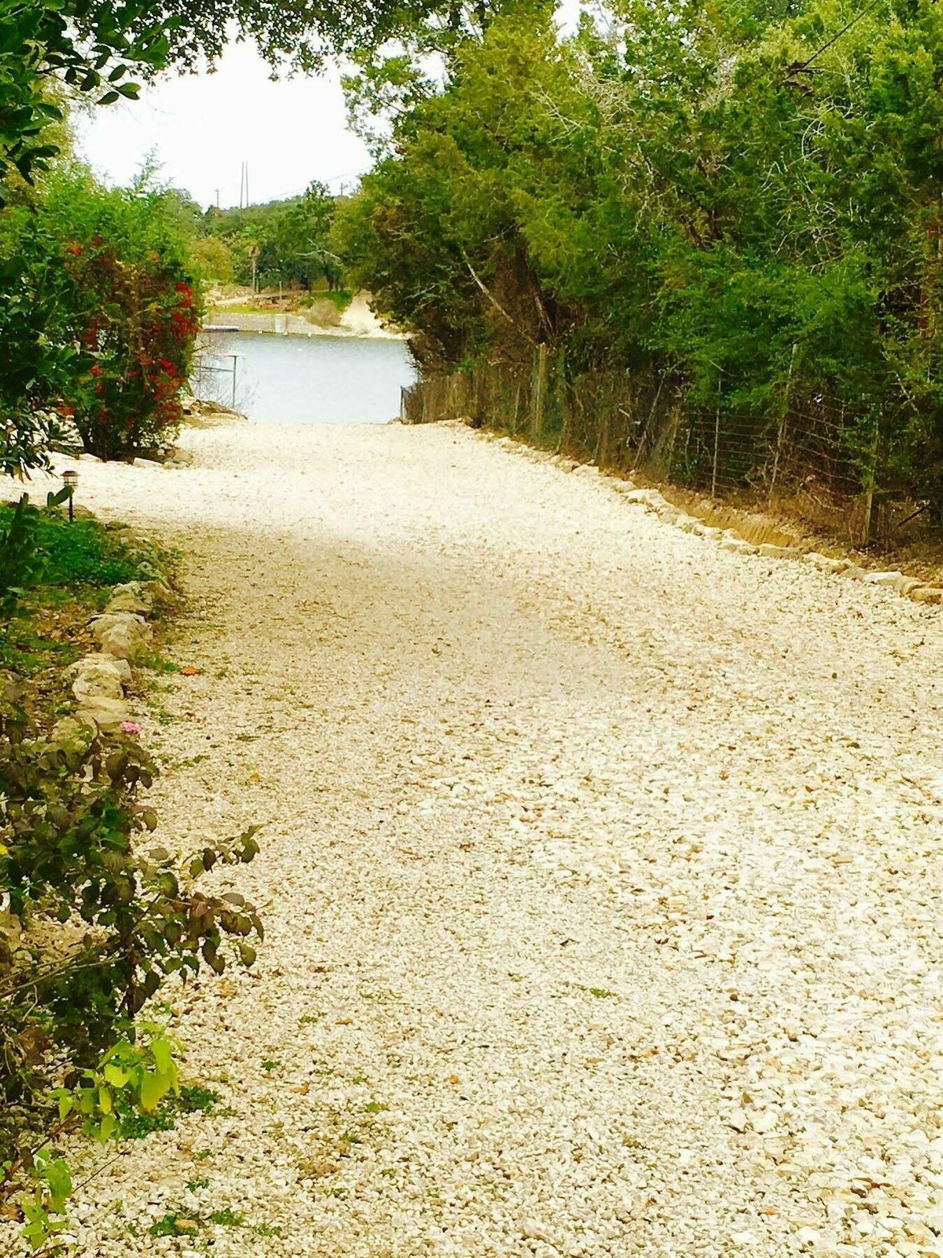 The Cove Bnb Hudson Bend Exteriör bild